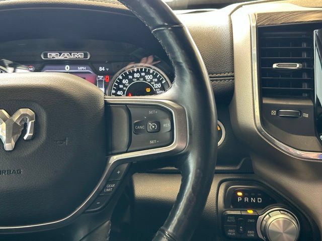 Used 2019 RAM 1500 Laramie AWD/4WD image 10