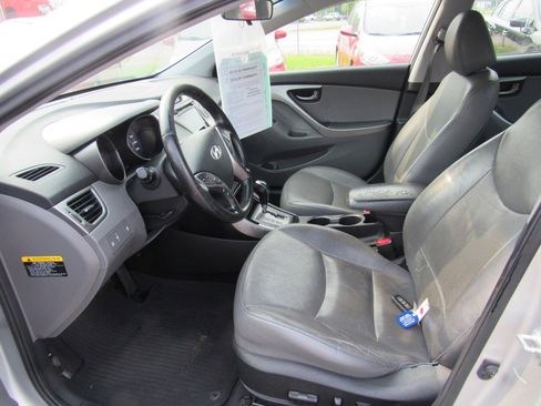 Used 2013 Hyundai Elantra Limited w/ Technology Pkg image 7