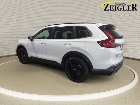 Used 2023 Honda CR-V Sport Touring image 7