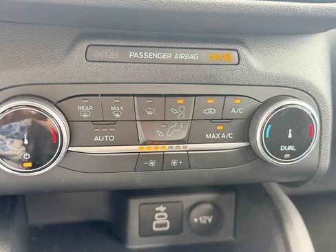Used 2025 Ford Escape ST-Line FWD image 18