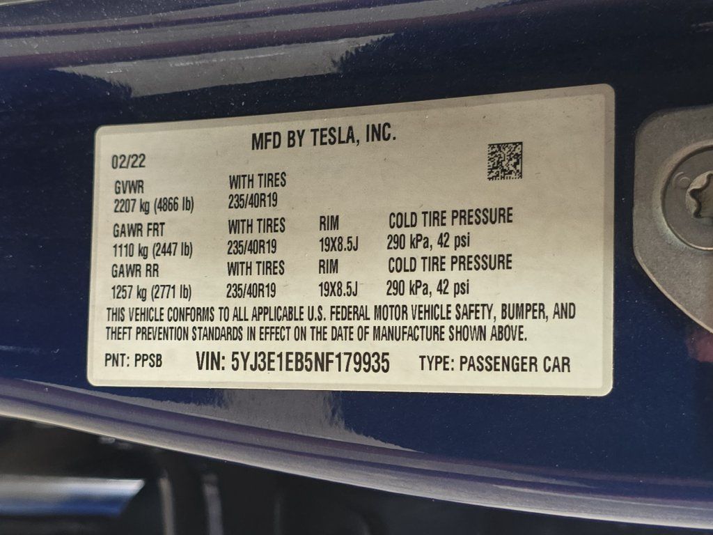Used 2022 Tesla Model 3 Long Range AWD/4WD image 34