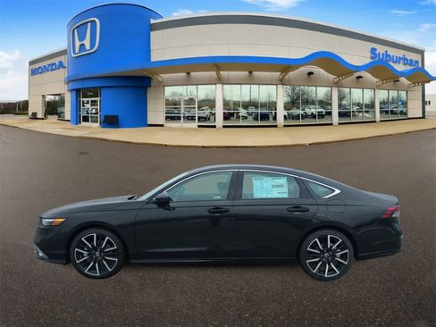 New 2026 Honda Accord Touring image 4