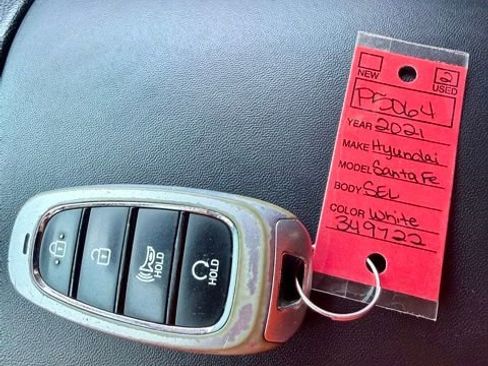 Used 2021 Hyundai Santa Fe SEL AWD/4WD image 42