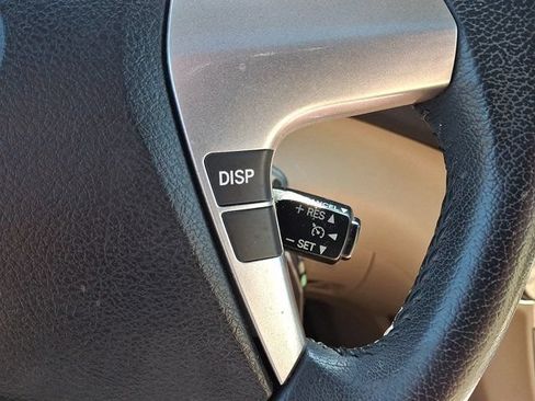 Used 2013 Toyota Highlander SE AWD/4WD image 28
