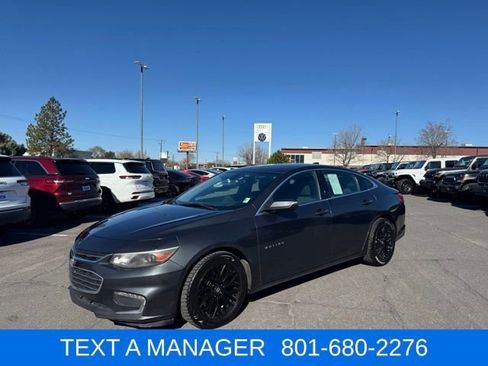 Used 2018 Chevrolet Malibu LT FWD image 7