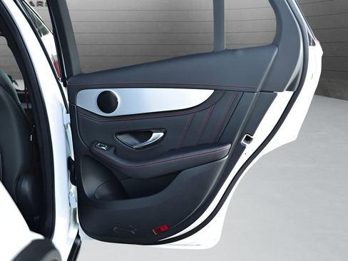 Used 2022 Mercedes-Benz GLC 43 AMG 4MATIC image 34