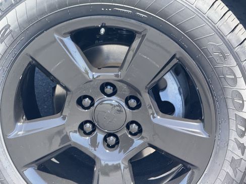 Certified 2019 Chevrolet Tahoe Premier RWD image 9