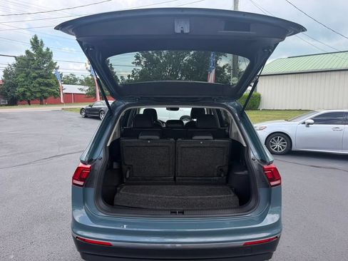 Used 2021 Volkswagen Tiguan SE FWD image 34