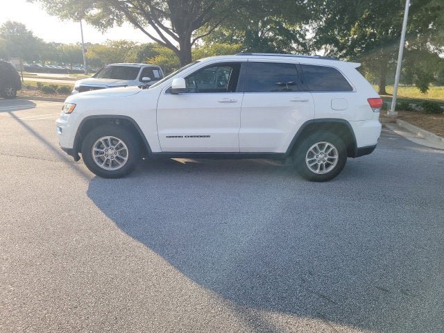 Used 2018 Jeep Grand Cherokee Laredo AWD/4WD image 24