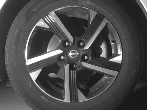 Used 2025 Nissan Sentra SV image 13