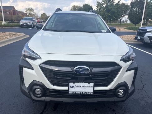 New 2025 Subaru Outback Premium image 2