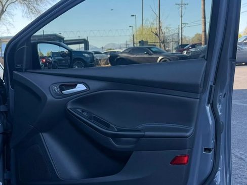 Used 2016 Ford Focus RS AWD/4WD image 38