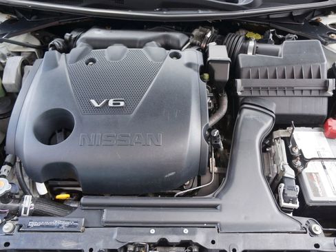 Used 2016 Nissan Maxima 3.5 SL image 21