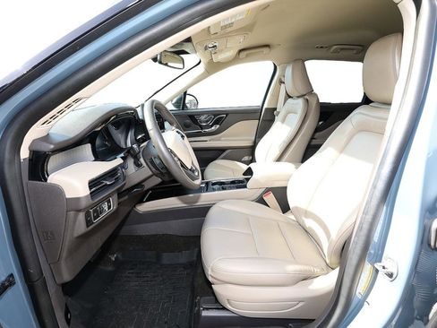 Certified 2023 Lincoln Corsair AWD image 12