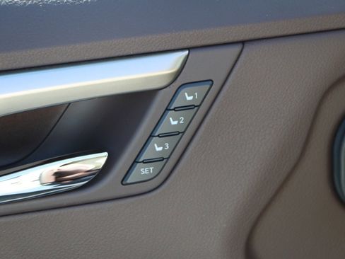 Used 2016 Lexus RX 350 AWD w/ Premium Package image 17