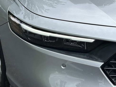 Used 2023 Honda Accord EX-L image 10