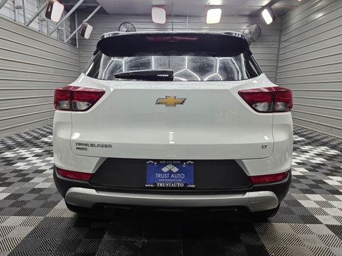 Used 2022 Chevrolet TrailBlazer LT AWD/4WD image 7
