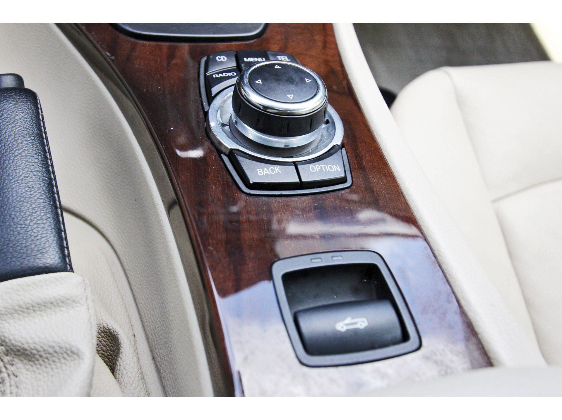 Used 2012 BMW 328i Convertible RWD image 32