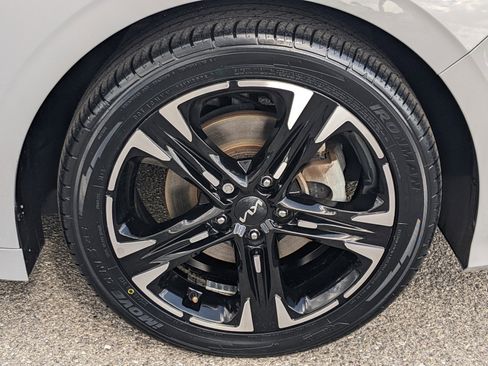 Certified 2023 Kia K5 GT-Line image 9