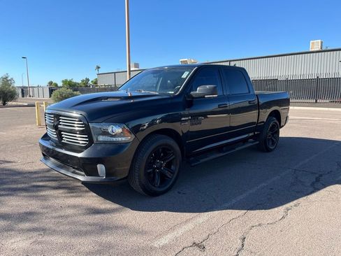 Used 2017 RAM 1500 Sport w/ Black Ram 1500 Sport Group image 4