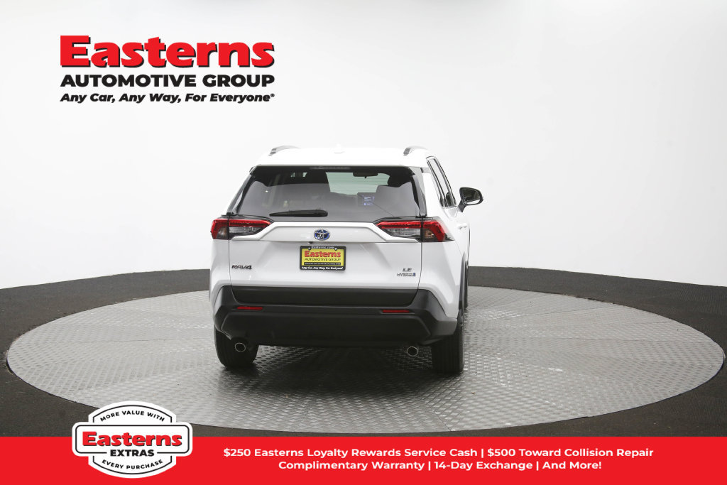 Used 2023 Toyota RAV4 LE AWD/4WD image 37