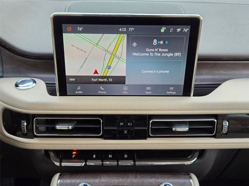 Used 2024 Lincoln Aviator Reserve w/ Equipment Group 201A AWD/4WD image 18