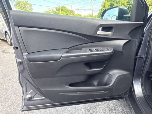 Used 2015 Honda CR-V LX image 9