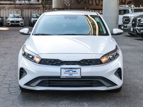 Used 2023 Kia Forte LXS w/ LXS Technology Package image 2