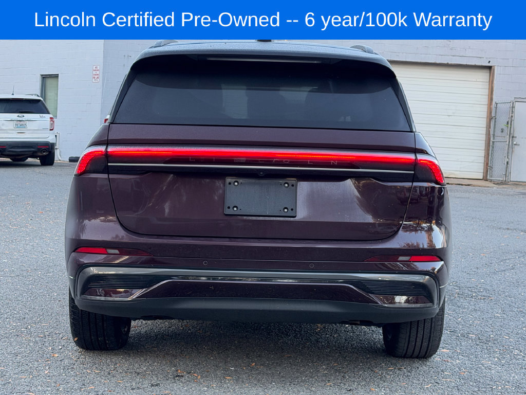 Used 2025 Lincoln Nautilus Reserve w/ Jet Appearance Package AWD/4WD image 6