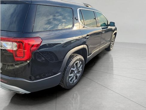 Used 2023 GMC Acadia SLE w/ Driver Convenience Package image 5