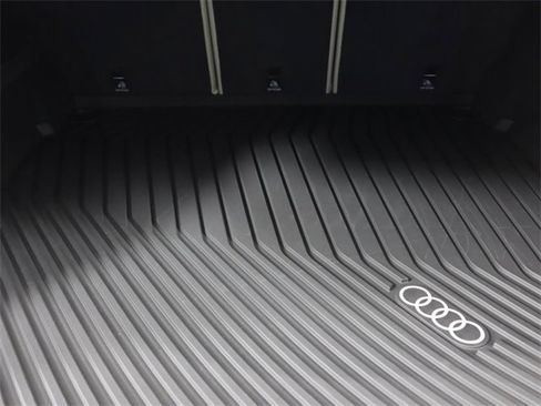 New 2025 Audi Q5 Premium Plus image 25