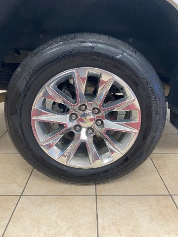 Used 2021 Chevrolet Silverado 1500 LTZ w/ Safety Package II AWD/4WD image 38