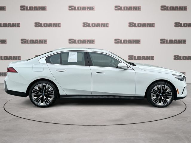 Certified 2026 BMW 530i xDrive w/ Premium Package AWD/4WD image 6
