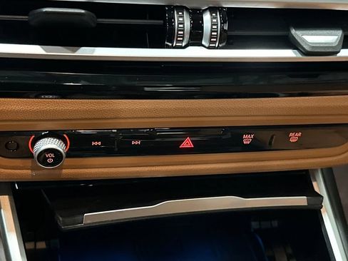 Used 2023 BMW i4 eDrive35 w/ Premium Package RWD image 23