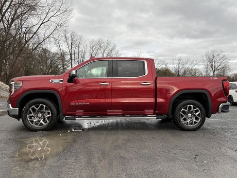 New 2026 GMC Sierra 1500 SLT image 8