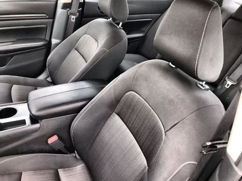 Certified 2024 Nissan Altima 2.5 SV image 11