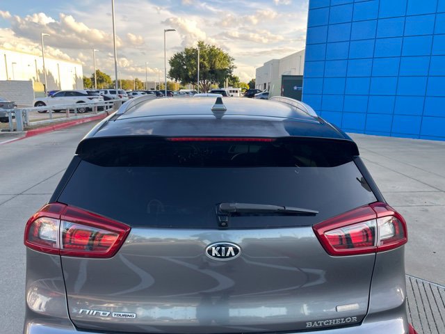 Used 2017 Kia Niro Touring FWD image 5