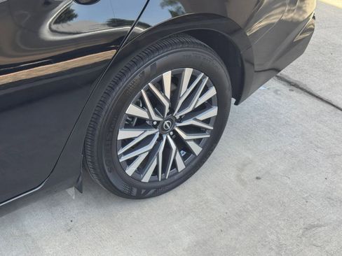 Used 2025 Nissan Altima 2.5 SV FWD image 31