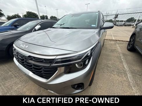Used 2024 Kia Seltos EX FWD image 1