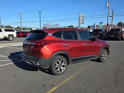 Used 2023 Kia Seltos SX image 8