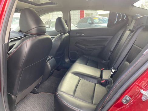 Used 2023 Nissan Altima 2.5 SR w/ SR Premium Package image 31