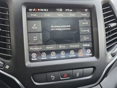 Used 2021 Jeep Cherokee Latitude Lux 80th Anniv w/ Quick Order Package 26U 80TH image 32