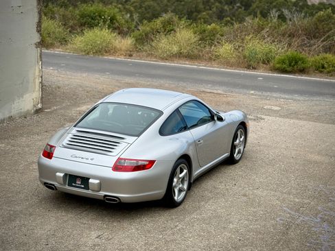 Used 2008 Porsche 911 Carrera 4 AWD/4WD image 4