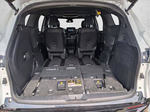 Certified 2023 Toyota Sienna XSE w/ XSE Plus Package AWD/4WD image 7
