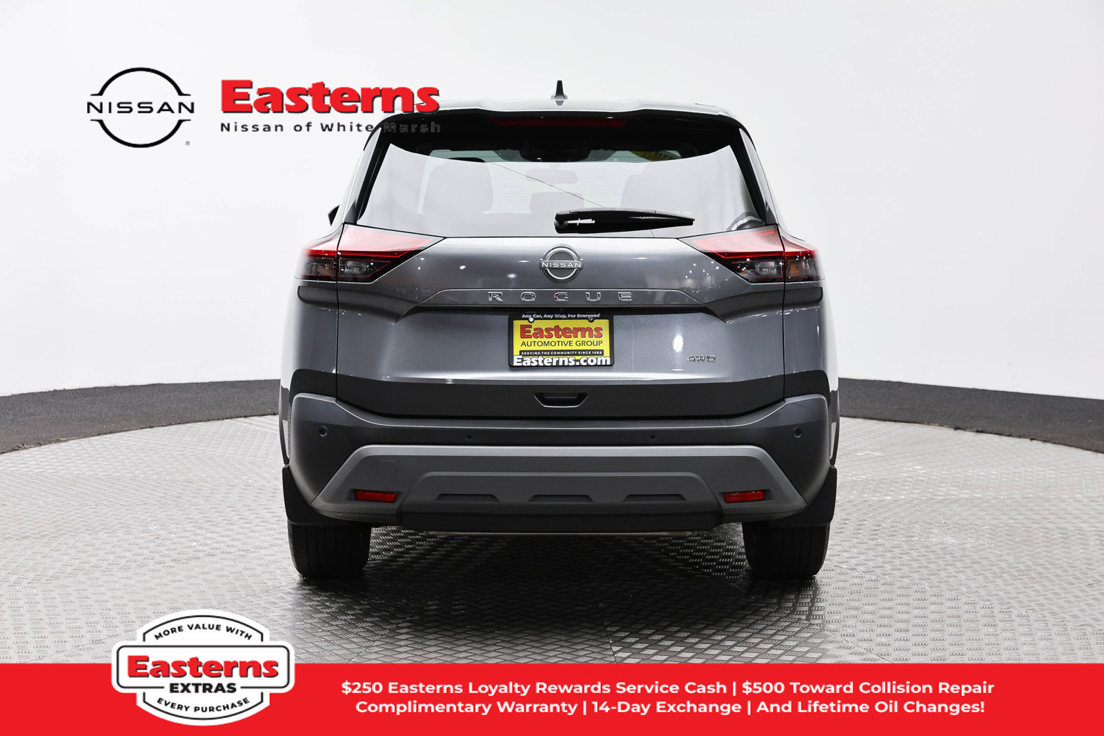 Used 2023 Nissan Rogue S AWD/4WD image 6