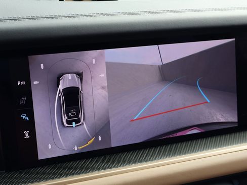 New 2026 Porsche Cayenne S image 19