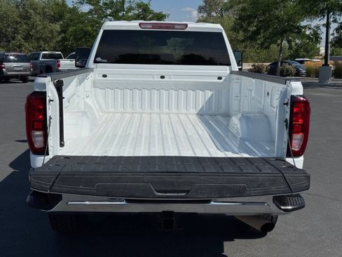 Used 2024 GMC Sierra 3500 SLE w/ SLE Convenience Package AWD/4WD image 8