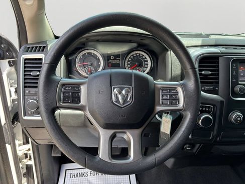 Used 2021 RAM 1500 Classic SLT RWD image 19