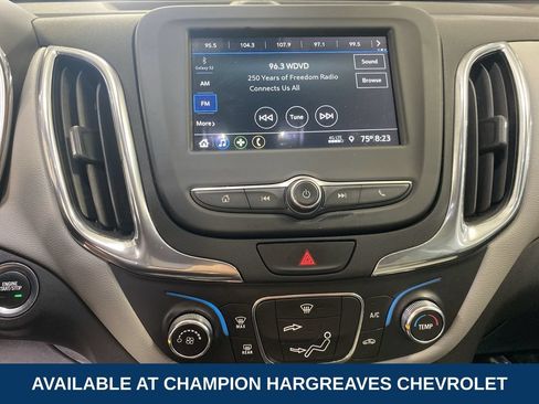 Used 2019 Chevrolet Equinox LS w/ LS Convenience Package FWD image 17