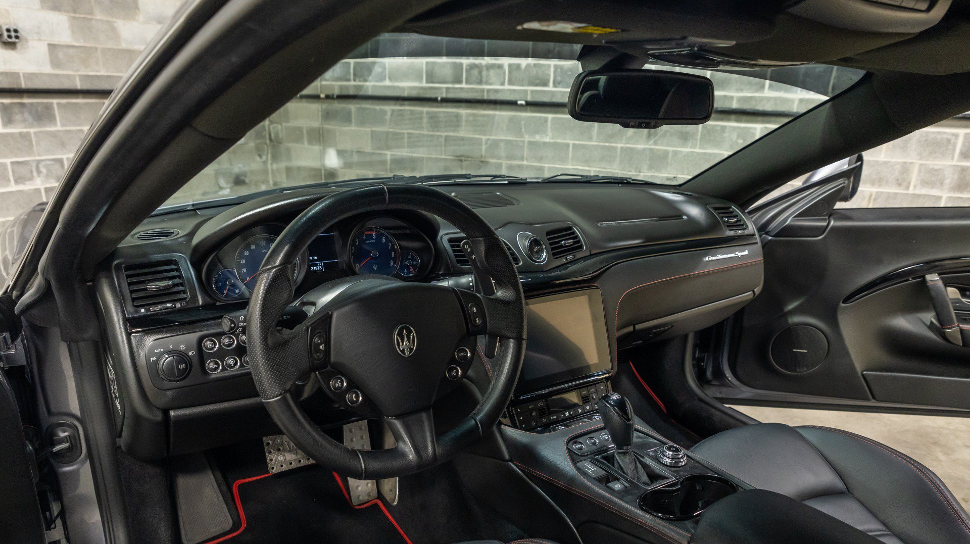 Used 2018 Maserati GranTurismo Sport RWD image 48